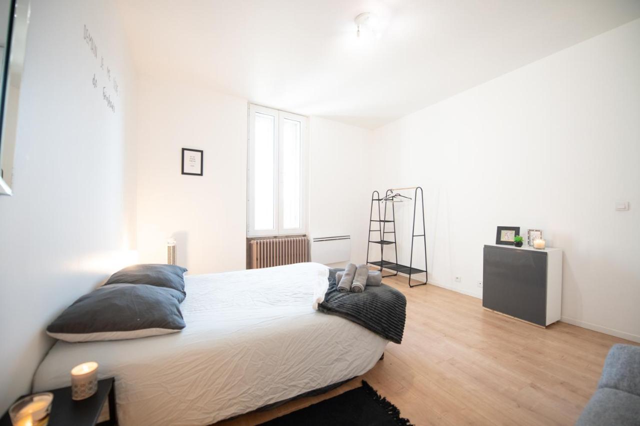 ג'יבור Aux Portes De Lyon Tout Confort Emplacement Ideale Netflix מראה חיצוני תמונה